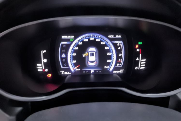 Used Geely Auto Emgrand X7 Sport 2016 1.8TD Automatic ZhiZun Version Instrument Cluster