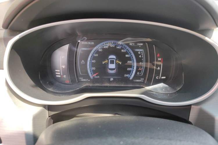 Used Geely Auto Emgrand X7 Sport 2016 1.8TD Automatic Smart Model Instrument Cluster