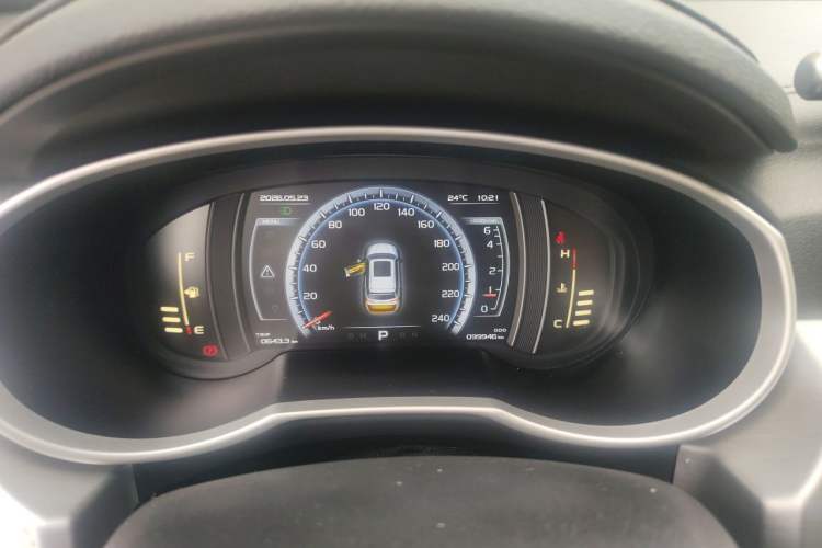Used Geely Auto Emgrand X7 Sport 2016 1.8TD Automatic ZhiZun Version Instrument Cluster