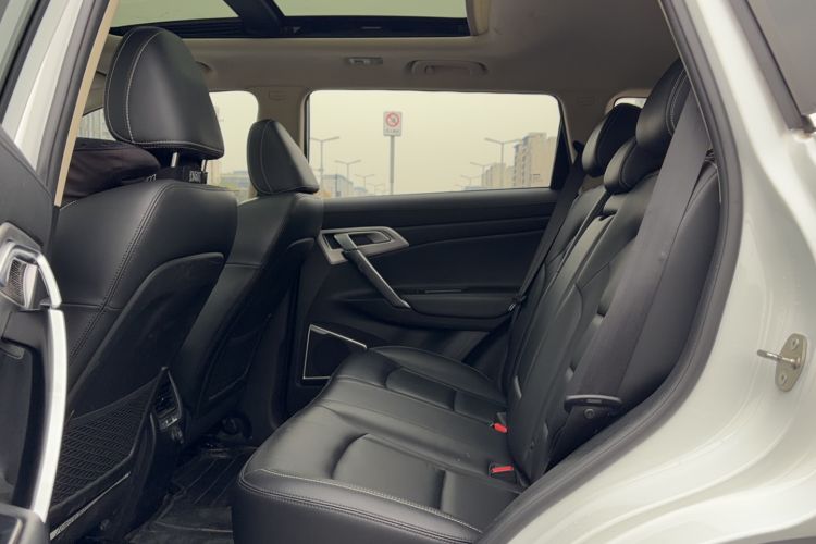 Used Geely Auto Emgrand X7 Sport 2016 1.8TD Automatic Smart Model Interior 1