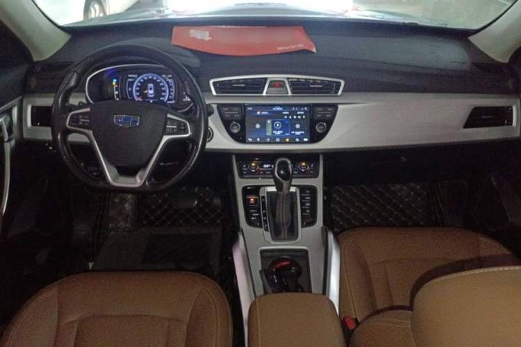 Used Geely Auto Emgrand X7 Sport 2016 1.8TD Automatic ZhiZun Version Interior 1