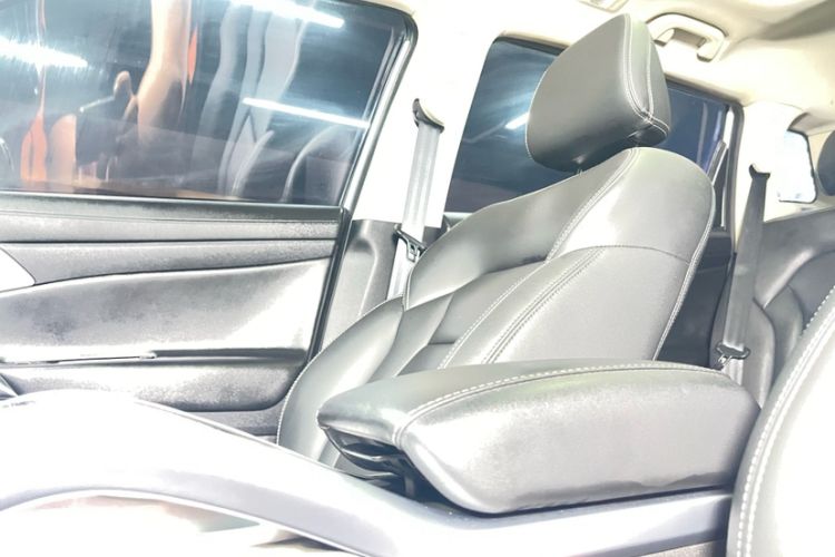 Used Geely Auto Emgrand X7 Sport 2016 1.8TD Automatic Smart Model Interior 11