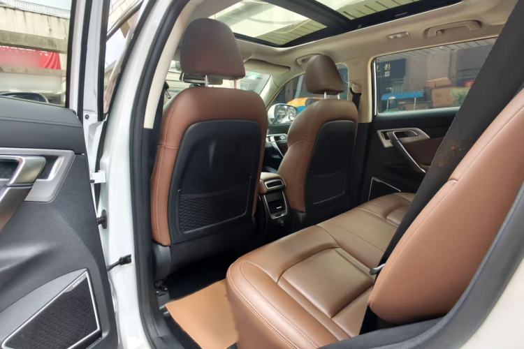 Used Geely Auto Emgrand X7 Sport 2016 1.8TD Automatic ZhiZun Version Interior 2