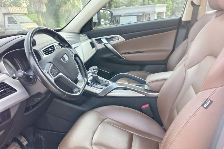 Used Geely Auto Emgrand X7 Sport 2016 1.8TD Automatic ZhiZun Version Interior 2