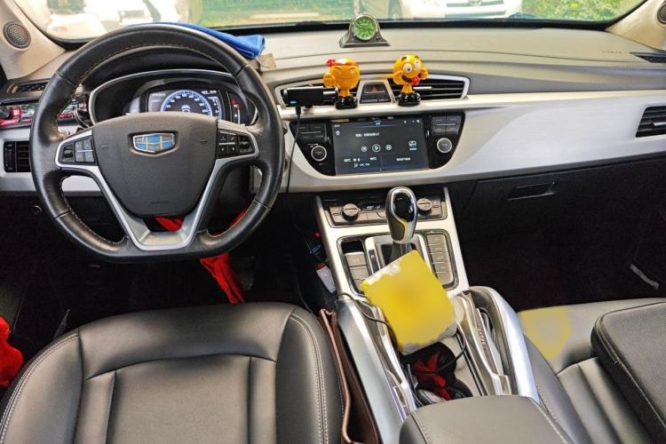 Used Geely Auto Emgrand X7 Sport 2016 1.8TD Automatic Smart Model Interior 2