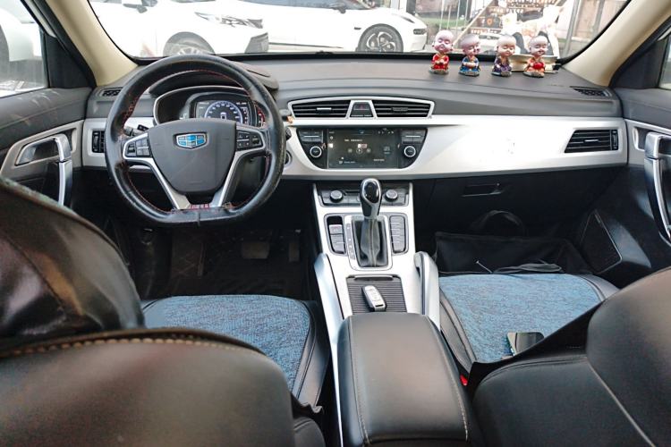 Used Geely Auto Emgrand X7 Sport 2016 1.8TD Automatic Smart Connectivity Version Interior 2