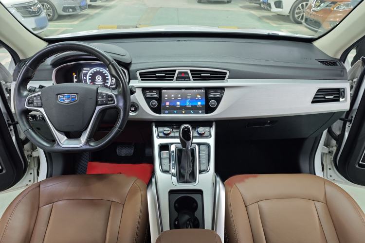 Used Geely Auto Emgrand X7 Sport 2016 1.8TD Automatic ZhiZun Version Interior 3