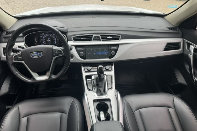 Used Geely Auto Emgrand X7 Sport 2016 1.8TD Automatic ZhiShang Model Interior 3