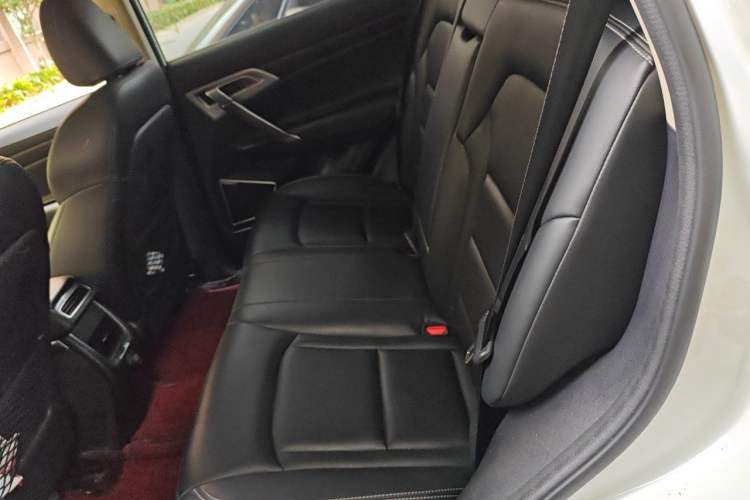 Used Geely Auto Emgrand X7 Sport 2016 1.8TD Automatic Smart Model Interior 4