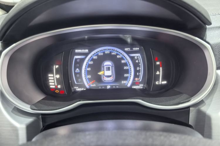 Used Geely Auto Emgrand X7 Sport 2016 1.8TD Automatic ZhiZun Version Interior 7