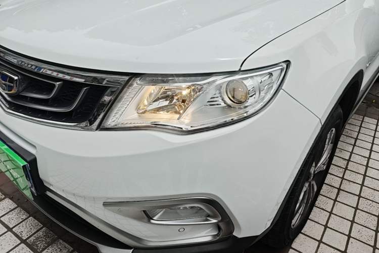 Used Geely Auto Emgrand X7 Sport 2016 1.8TD Automatic Smart Connectivity Version Left Front Headlight