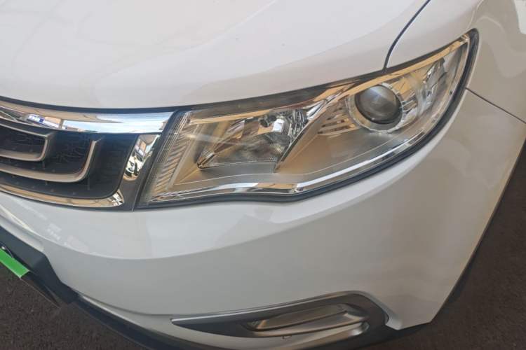 Used Geely Auto Emgrand X7 Sport 2016 1.8TD Automatic Smart Connectivity Version Left Front Headlight