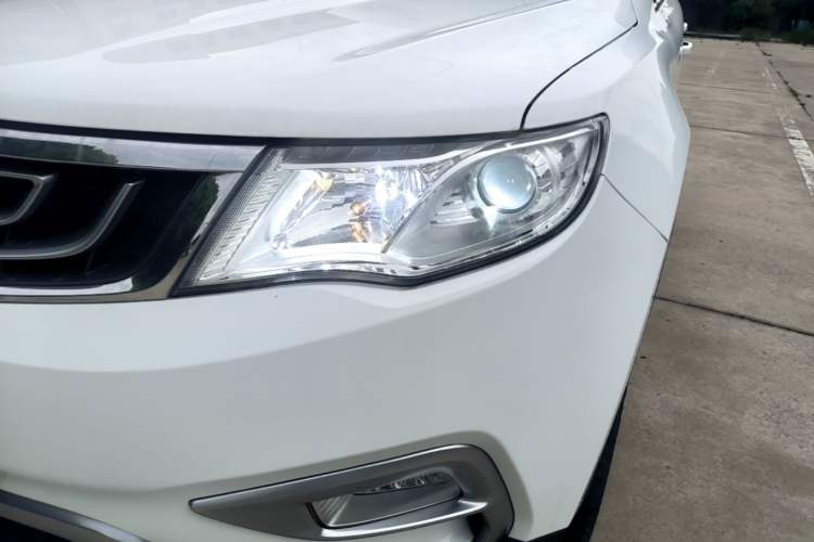 Used Geely Auto Emgrand X7 Sport 2016 1.8TD Automatic Smart Connectivity Version Left Front Headlight