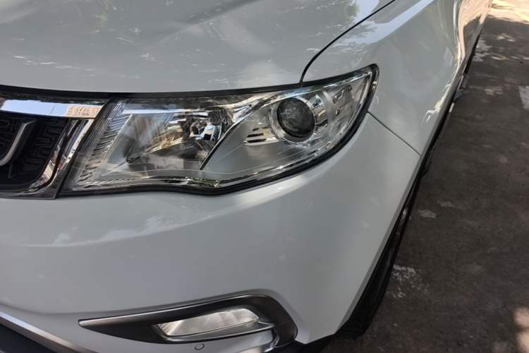 Used Geely Auto Emgrand X7 Sport 2016 1.8TD Automatic Smart Connectivity Version Left Front Headlight