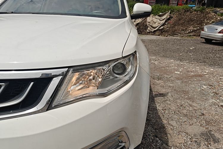 Used Geely Auto Emgrand X7 Sport 2016 2.0L Manual Smart Connect Version Left Front Headlight