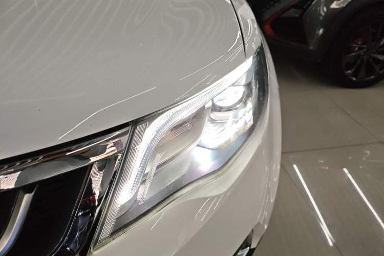 Used Geely Auto Emgrand X7 Sport 2016 1.8TD Automatic ZhiZun Version Left Front Headlight