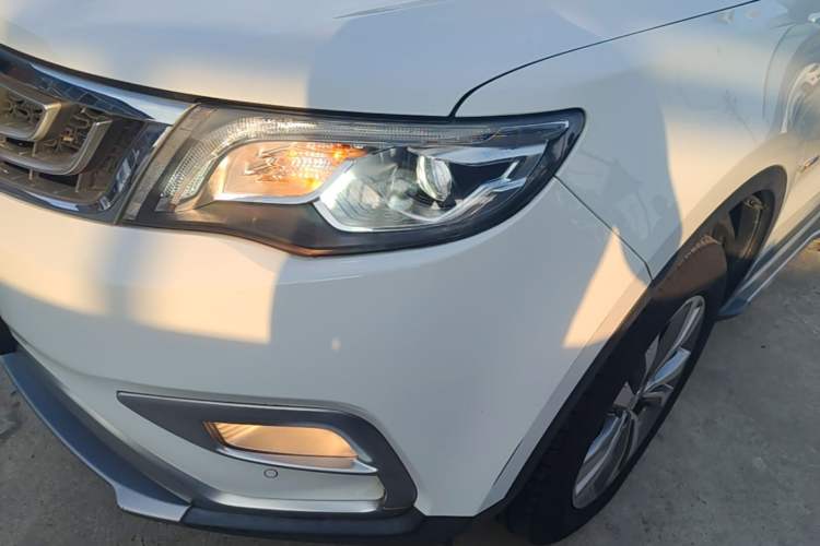 Used Geely Auto Emgrand X7 Sport 2016 1.8TD Automatic Smart Model Left Front Headlight