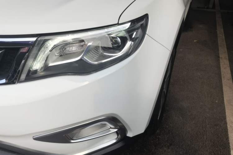 Used Geely Auto Emgrand X7 Sport 2016 1.8TD Automatic Smart Model Left Front Headlight