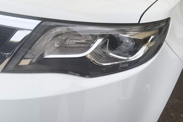 Used Geely Auto Emgrand X7 Sport 2016 1.8TD Automatic ZhiZun Version Left Front Headlight