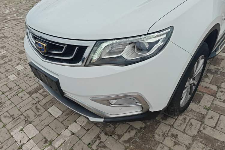 Used Geely Auto Emgrand X7 Sport 2016 1.8TD Automatic ZhiZun Version Left Front Headlight