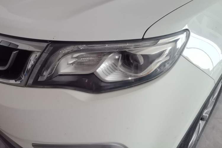Used Geely Auto Emgrand X7 Sport 2016 1.8TD Automatic Smart Model Left Front Headlight