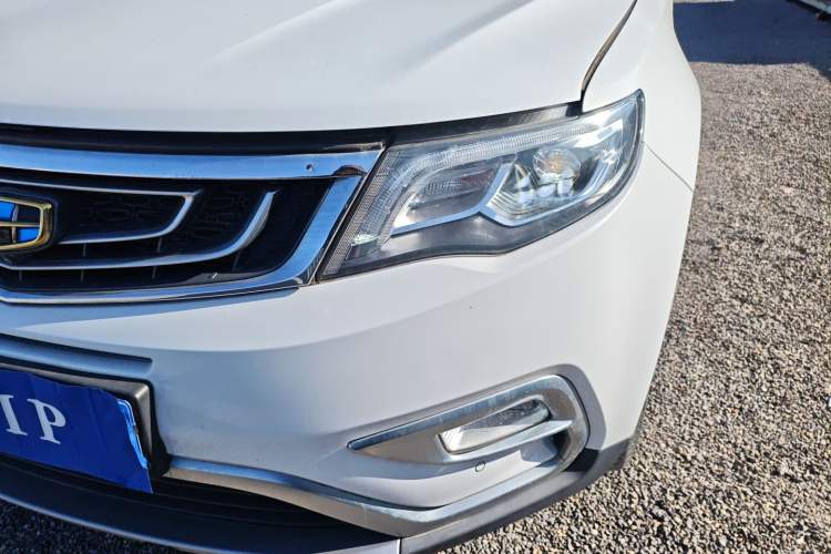 Used Geely Auto Emgrand X7 Sport 2016 1.8TD Automatic Smart Model Left Front Headlight