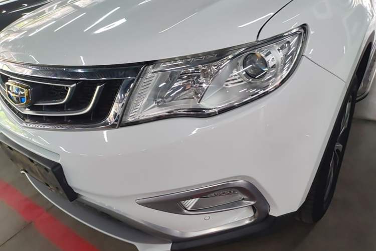 Used Geely Auto Emgrand X7 Sport 2016 2.0L Manual ZhiShang Version Left Front Headlight