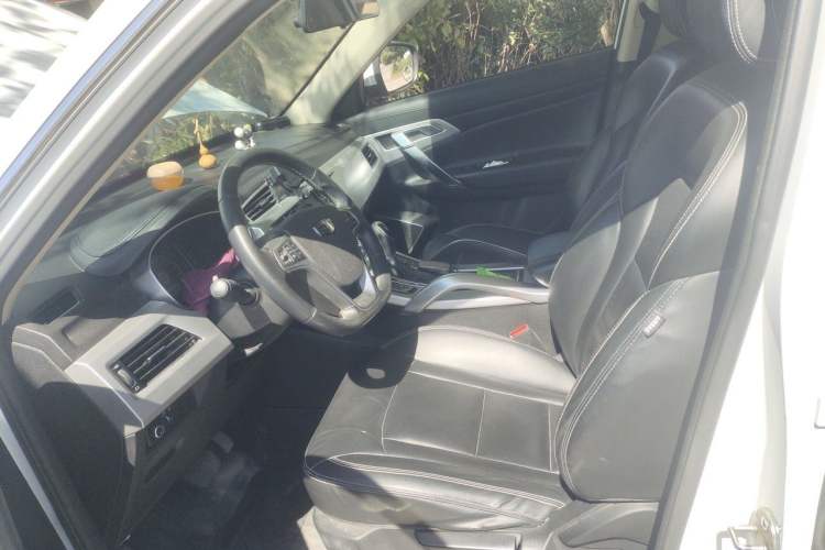 Used Geely Auto Emgrand X7 Sport 2016 1.8TD Automatic Smart Connectivity Version Left Front Seat