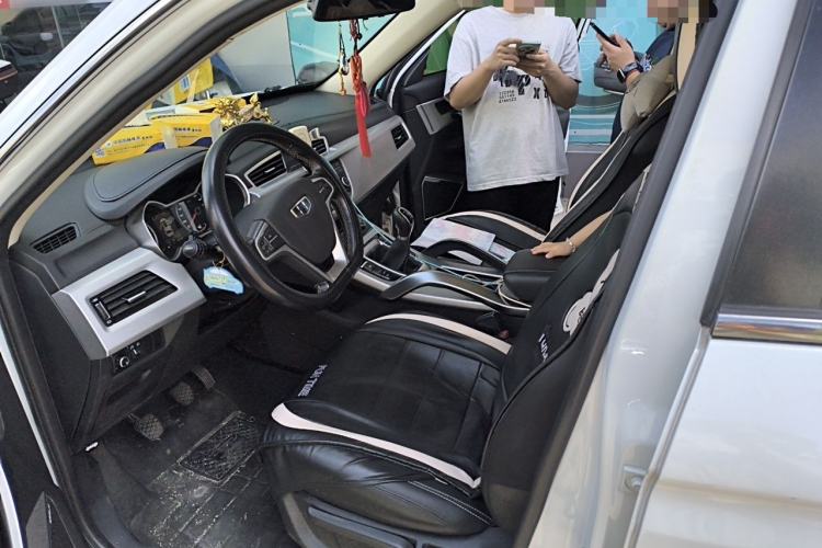 Used Geely Auto Emgrand X7 Sport 2016 2.0L Manual ZhiShang Version Left Front Seat
