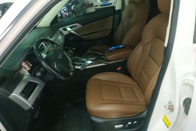 Used Geely Auto Emgrand X7 Sport 2016 1.8TD Automatic ZhiZun Version Left Front Seat
