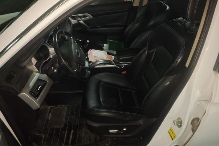 Used Geely Auto Emgrand X7 Sport 2016 1.8TD Automatic Smart Model Left Front Seat