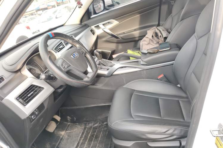 Used Geely Auto Emgrand X7 Sport 2016 1.8TD Automatic Smart Connectivity Version Left Front Seat