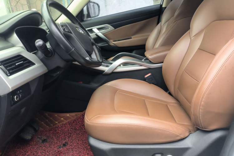 Used Geely Auto Emgrand X7 Sport 2016 1.8TD Automatic ZhiZun Version Left Front Seat