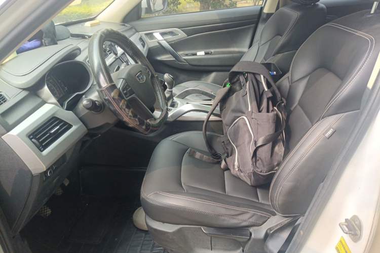 Used Geely Auto Emgrand X7 Sport 2016 2.0L Manual Smart Connect Version Left Front Seat