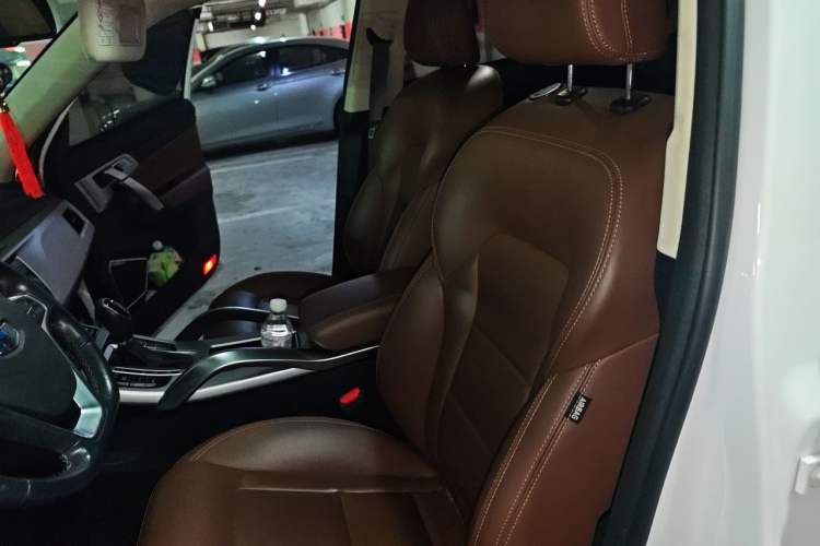Used Geely Auto Emgrand X7 Sport 2016 1.8TD Automatic ZhiZun Version Left Front Seat