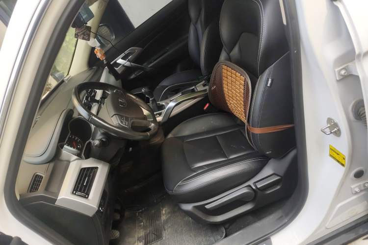 Used Geely Auto Emgrand X7 Sport 2016 2.0L Manual ZhiShang Version Left Front Seat