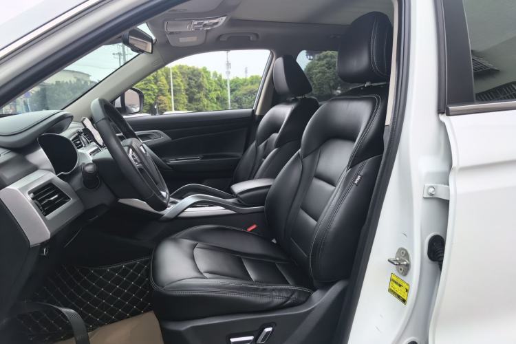 Used Geely Auto Emgrand X7 Sport 2016 1.8TD Automatic Smart Model Left Front Seat
