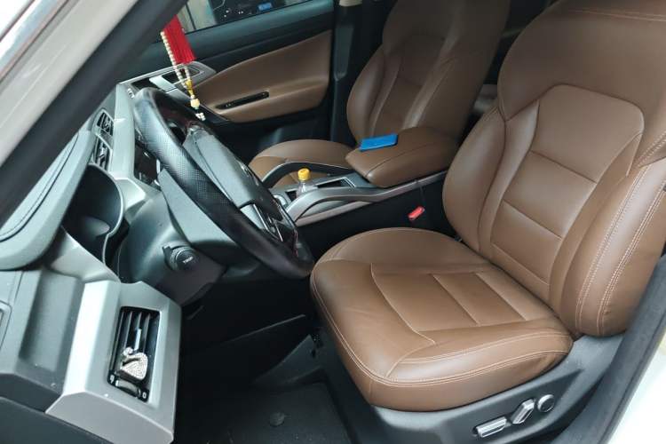 Used Geely Auto Emgrand X7 Sport 2016 1.8TD Automatic ZhiZun Version Left Front Seat
