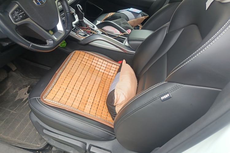 Used Geely Auto Emgrand X7 Sport 2016 1.8TD Automatic Smart Connectivity Version Left Front Seat