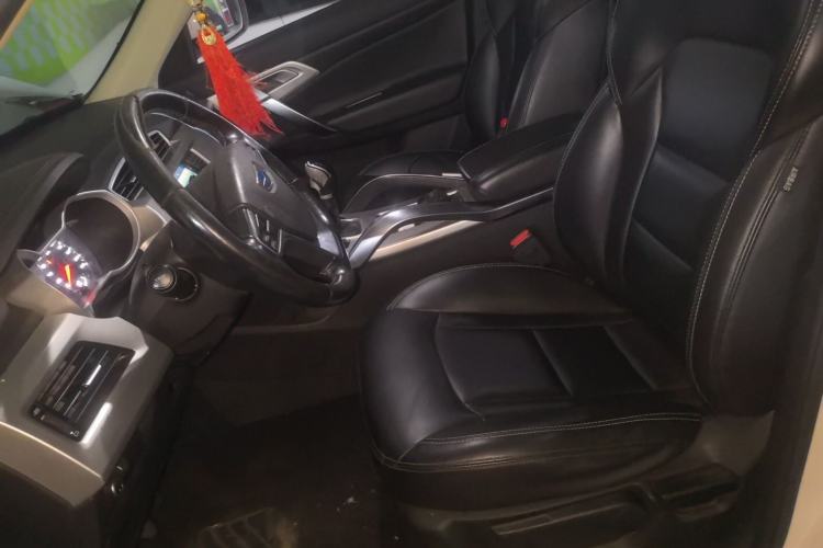 Used Geely Auto Emgrand X7 Sport 2016 2.0L Manual ZhiShang Version Left Front Seat