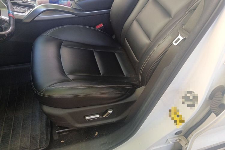 Used Geely Auto Emgrand X7 Sport 2016 1.8TD Automatic Smart Model Left Front Seat