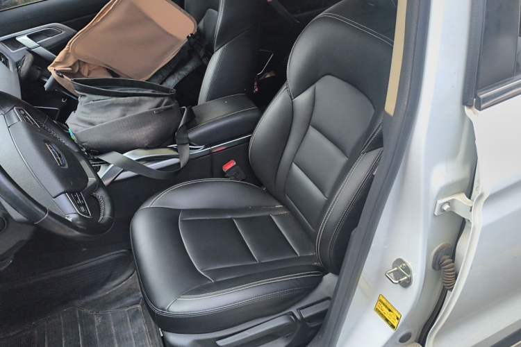 Used Geely Auto Emgrand X7 Sport 2016 1.8TD Automatic Smart Connectivity Version Left Front Seat