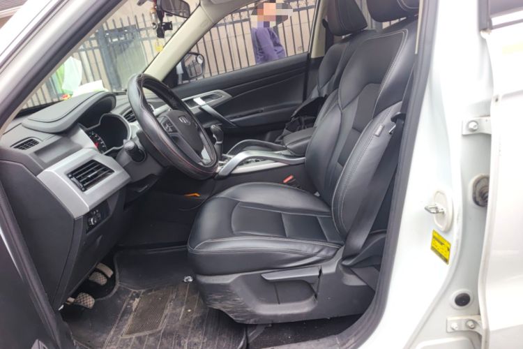 Used Geely Auto Emgrand X7 Sport 2016 2.0L Manual ZhiShang Version Left Front Seat