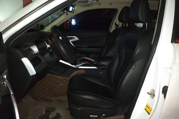 Used Geely Auto Emgrand X7 Sport 2016 1.8TD Automatic Smart Model Left Front Seat
