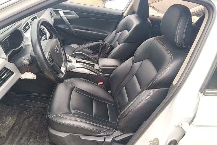 Used Geely Auto Emgrand X7 Sport 2016 1.8TD Automatic Smart Connectivity Version Left Front Seat