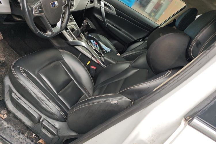 Used Geely Auto Emgrand X7 Sport 2016 2.0L Manual ZhiShang Version Left Front Seat