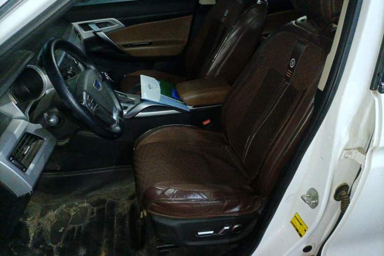Used Geely Auto Emgrand X7 Sport 2016 1.8TD Automatic ZhiZun Version Left Front Seat