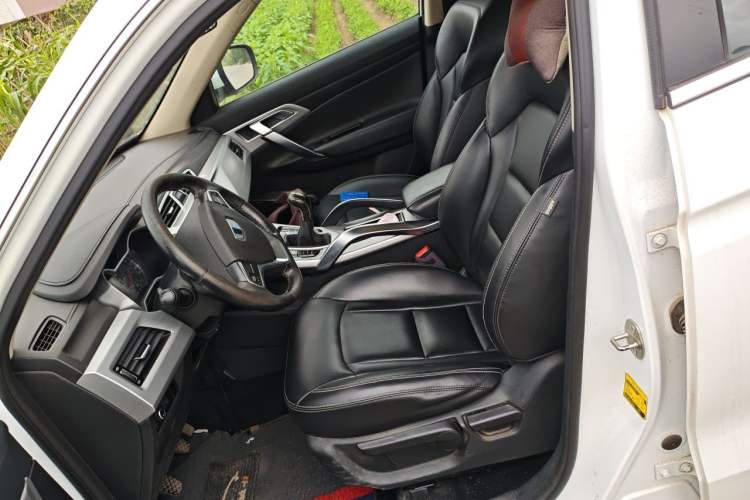 Used Geely Auto Emgrand X7 Sport 2016 2.0L Manual ZhiShang Version Left Front Seat