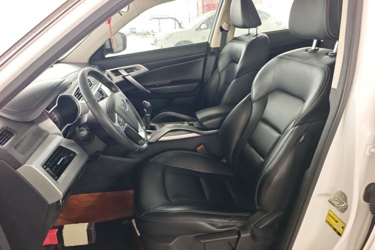 Used Geely Auto Emgrand X7 Sport 2016 2.0L Manual ZhiShang Version Left Front Seat