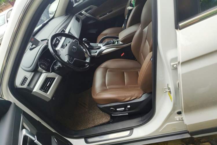 Used Geely Auto Emgrand X7 Sport 2016 1.8TD Automatic ZhiZun Version Left Front Seat